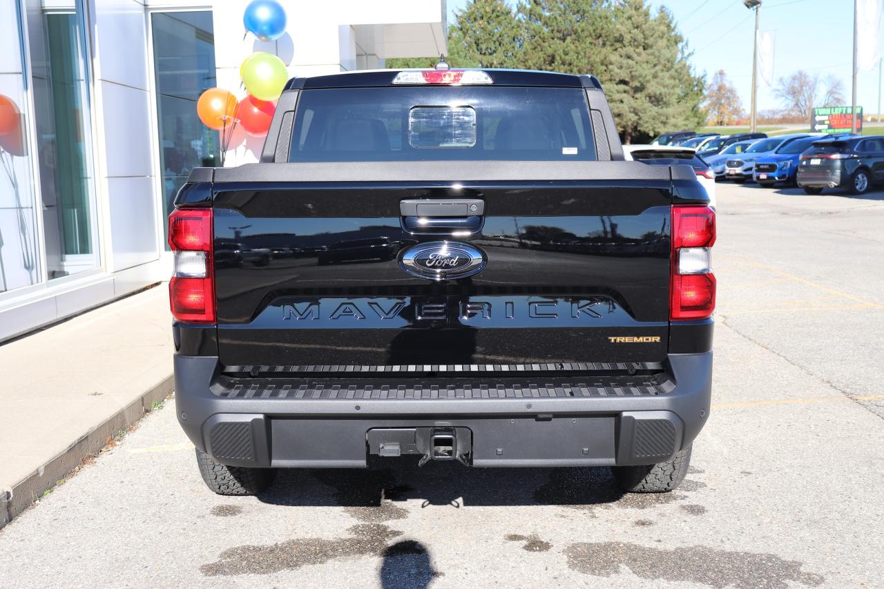 2024 Ford Maverick LARIAT ADVANCED AWD SUPERCREW Photo2