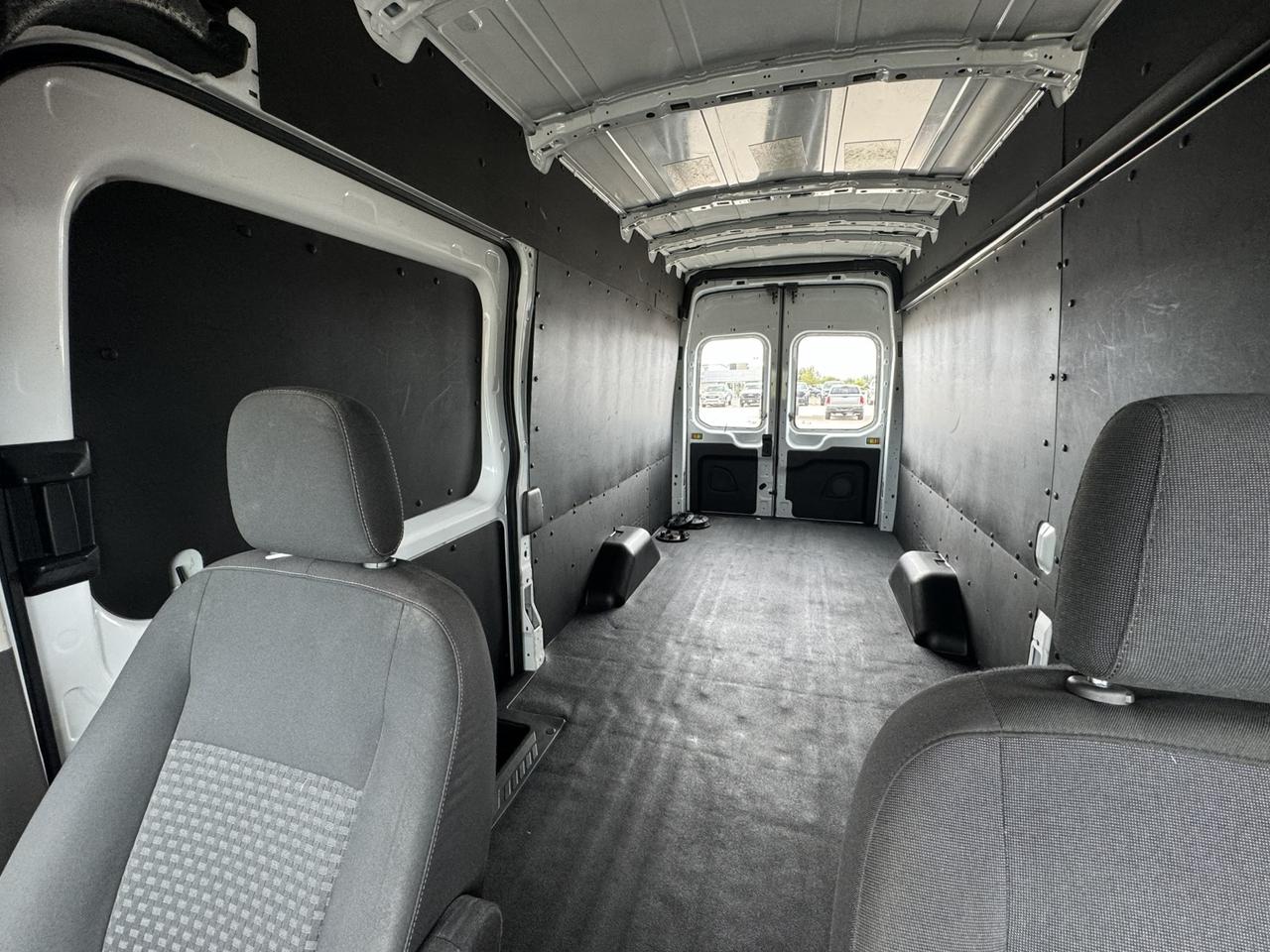 2021 Ford Transit T-250 148" HI RF RWD Photo