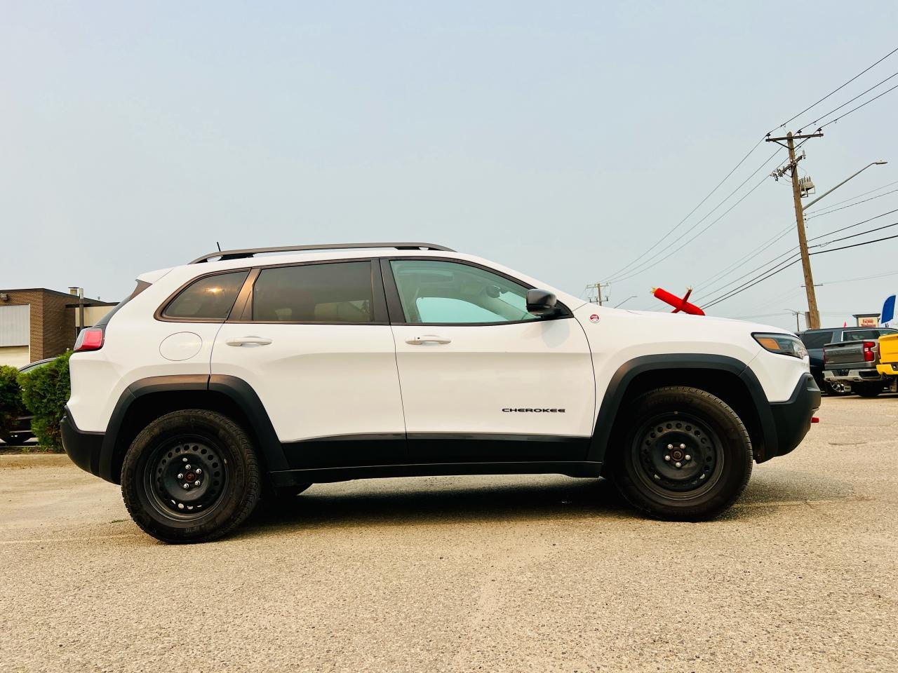 2019 Jeep Cherokee Trailhawk Elite - Photo #4