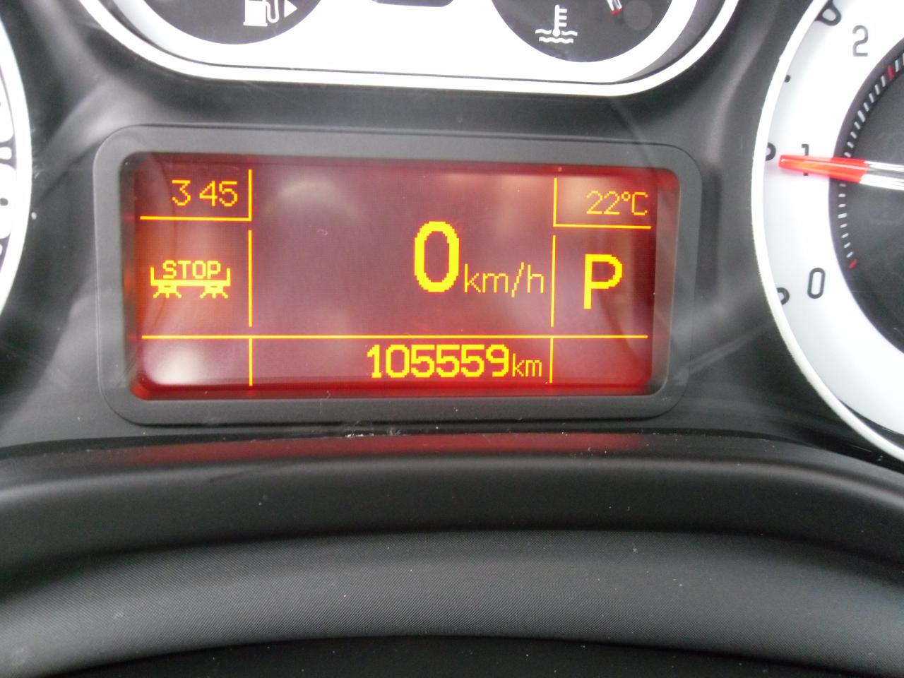 2015 Fiat 500L Lounge - Photo #13