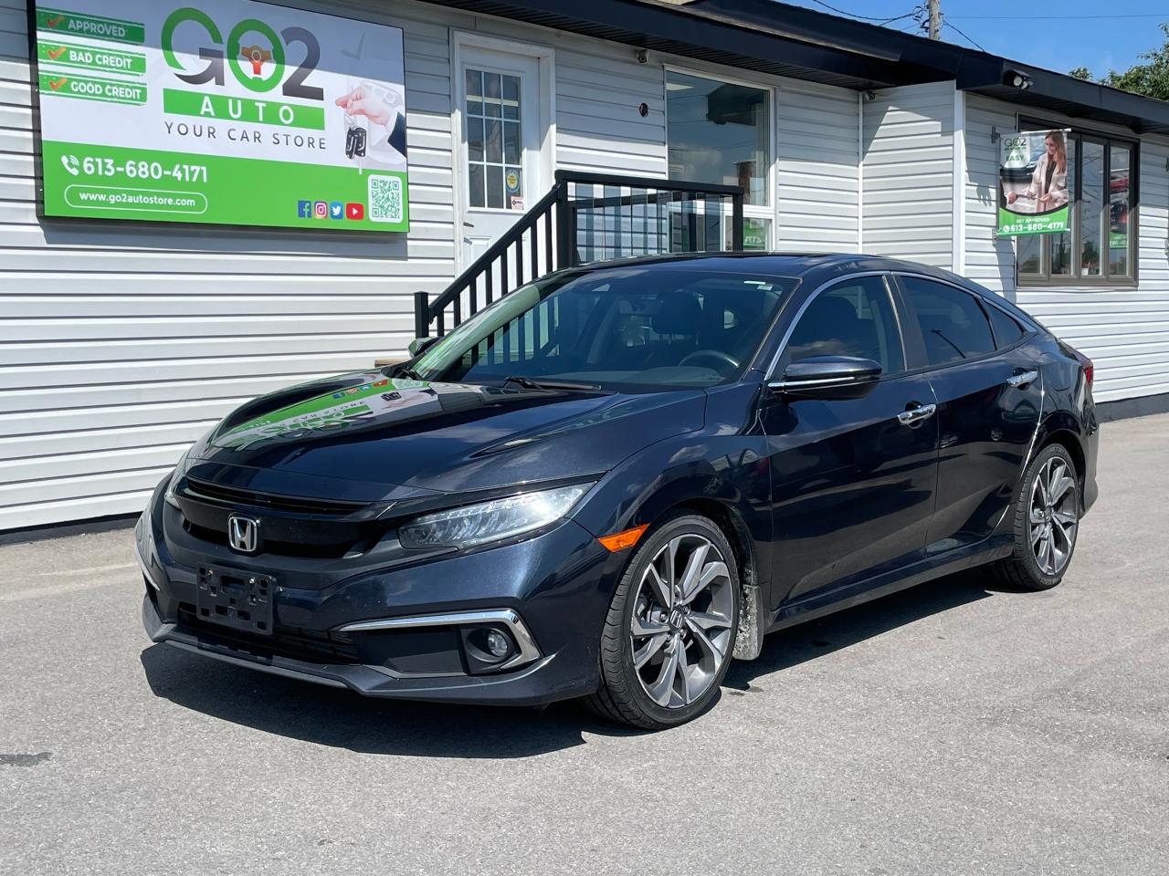 2019 Honda Civic Touring CVT - Photo #1