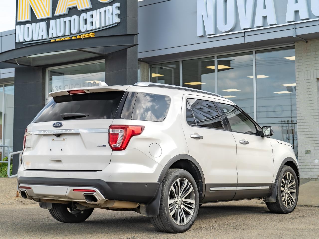 2016 Ford Explorer Platinum - Photo #7