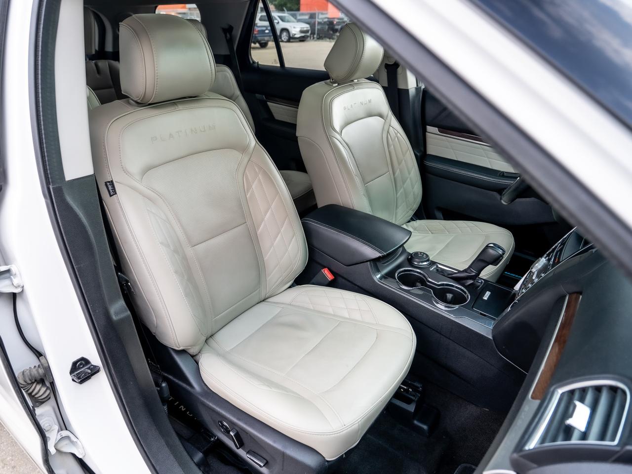 2016 Ford Explorer Platinum - Photo #26