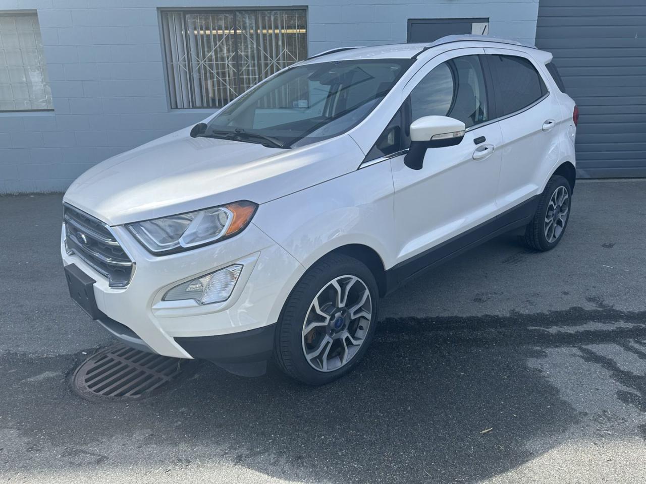2018 Ford EcoSport Titanium AWD - Photo #2