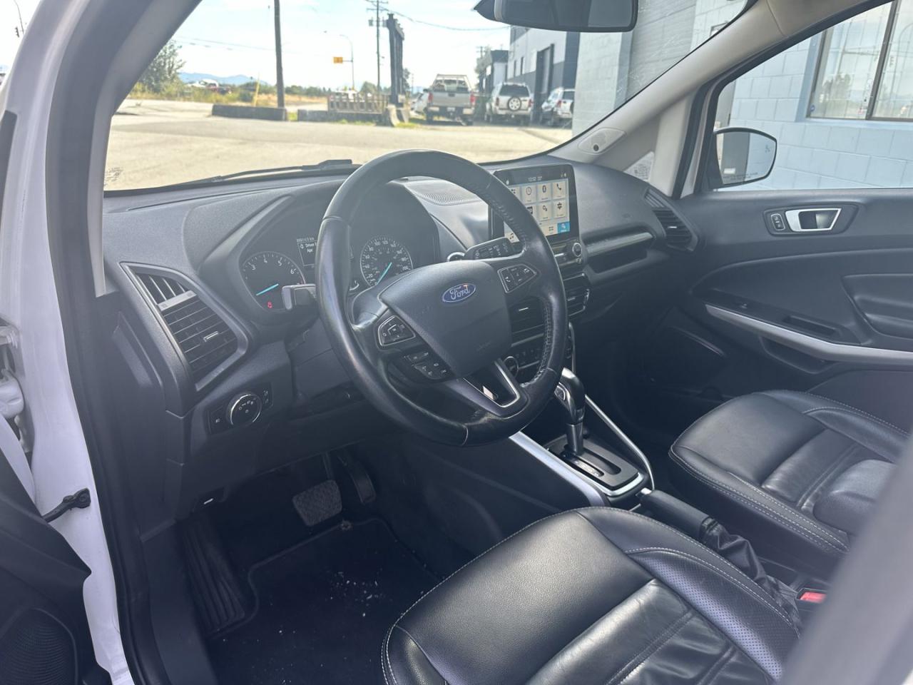 2018 Ford EcoSport Titanium AWD - Photo #10