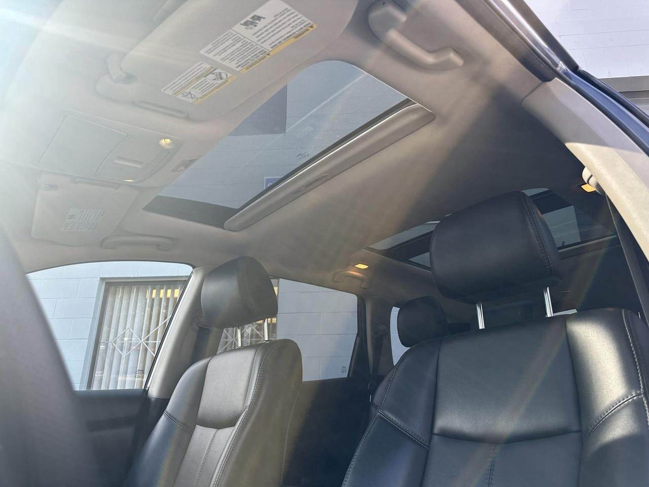2017 Nissan Pathfinder SL 4WD Photo