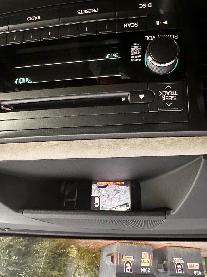 2012 Toyota Sienna 5dr V6 XLE 7-Pass AWD Photo4