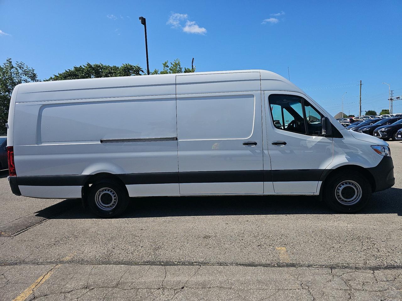 2024 Mercedes-Benz Sprinter Cargo Van 2500 High Roof I4 Diesel HO 170"[[ EXTENDED]] Photo3