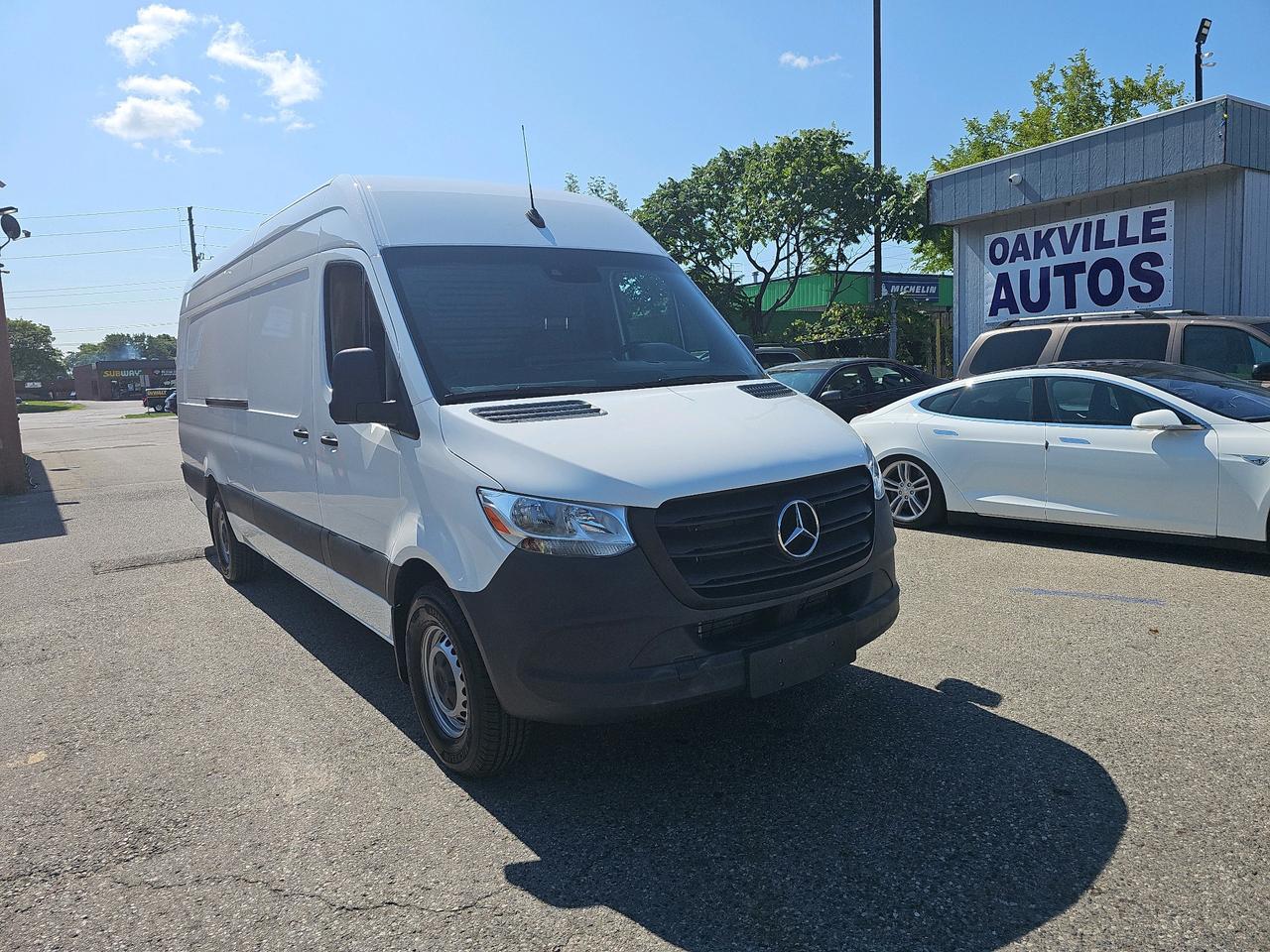 2024 Mercedes-Benz Sprinter Cargo Van 2500 High Roof I4 Diesel HO 170"[[ EXTENDED]] Photo2