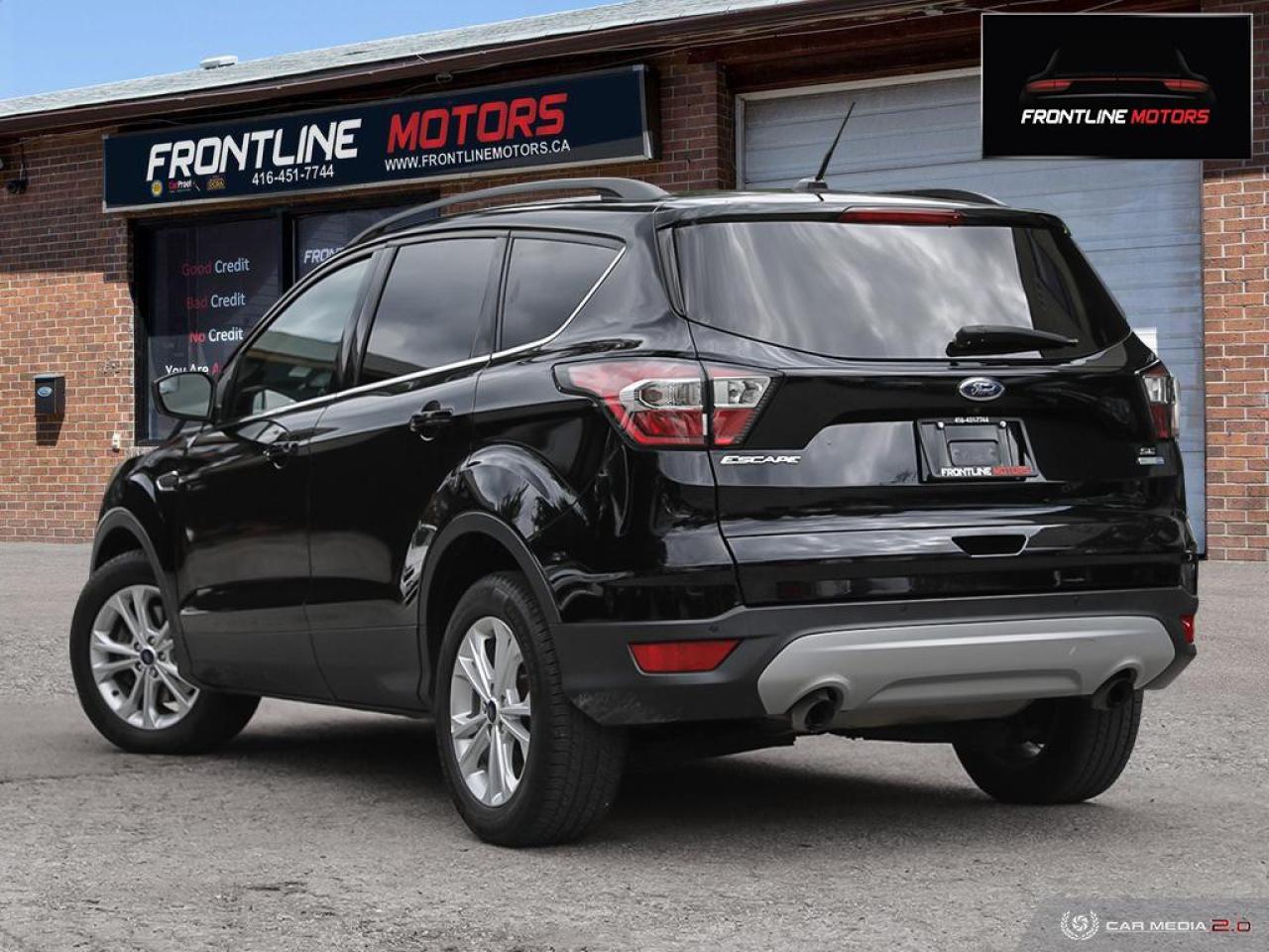 2017 Ford Escape SE AWD Photo3