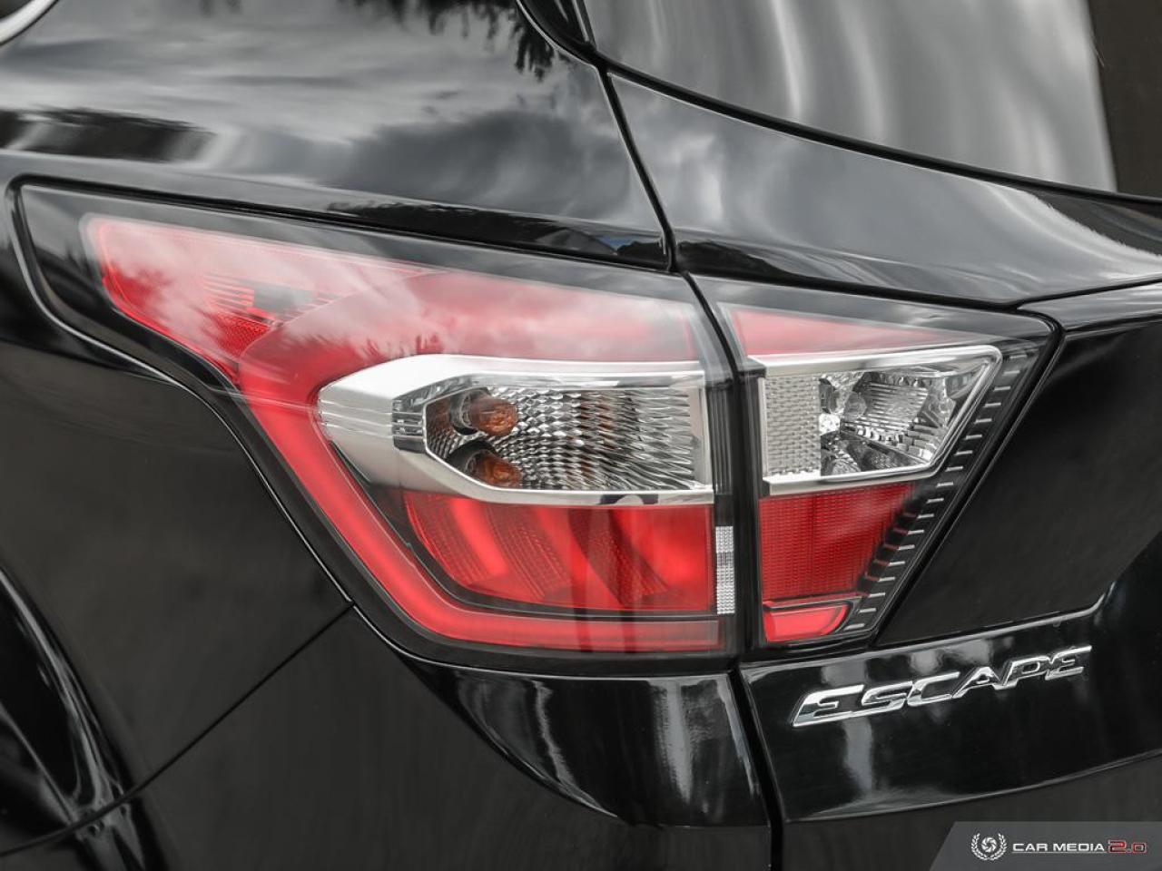 2017 Ford Escape SE AWD Photo