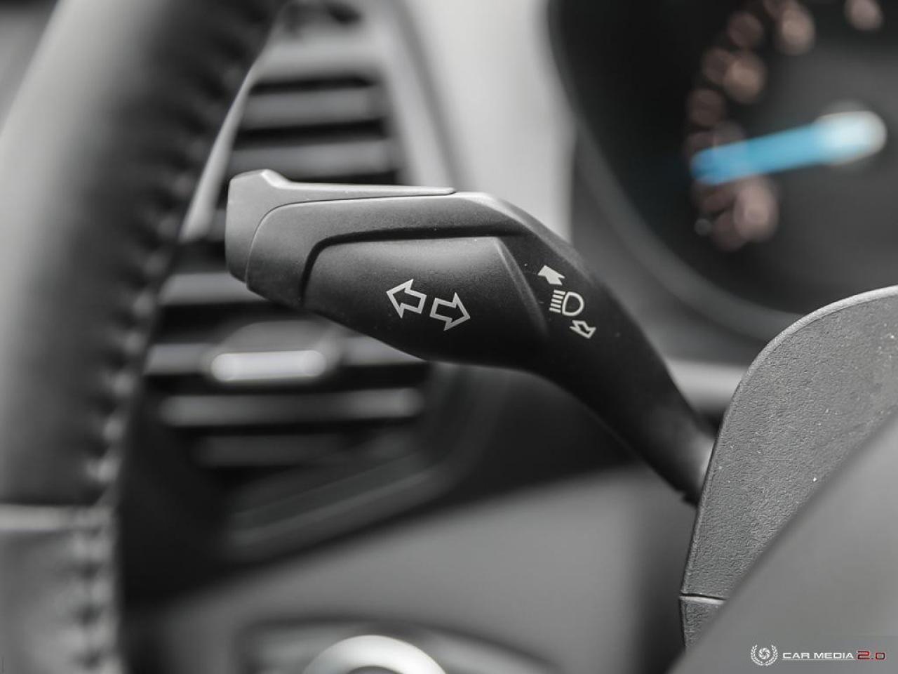 2017 Ford Escape SE AWD Photo