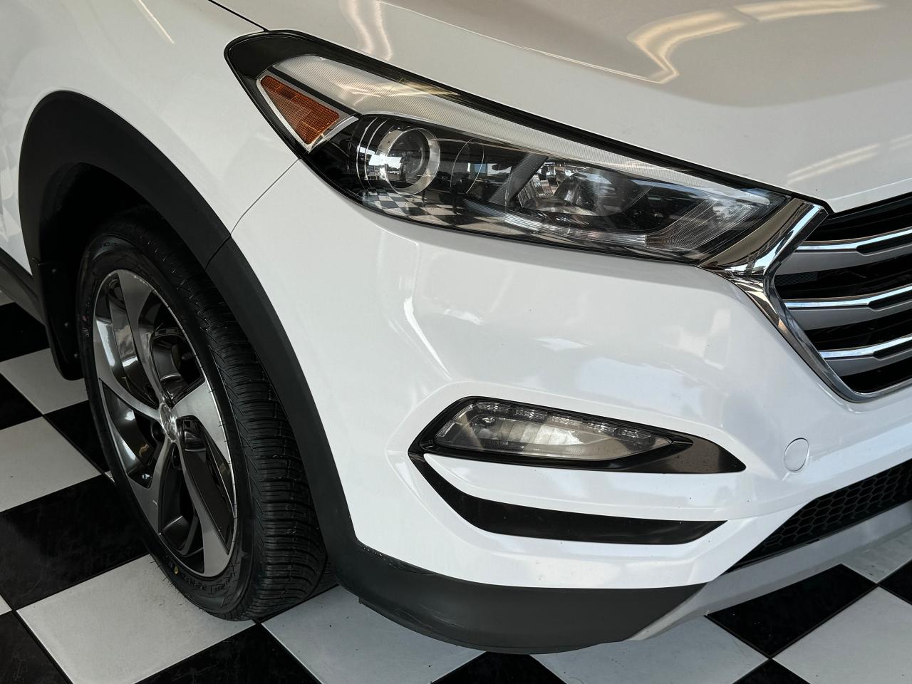 2017 Hyundai Tucson SE 1.6 Turbo AWD+Roof+Heated Leather+CLEAN CARFAX Photo93