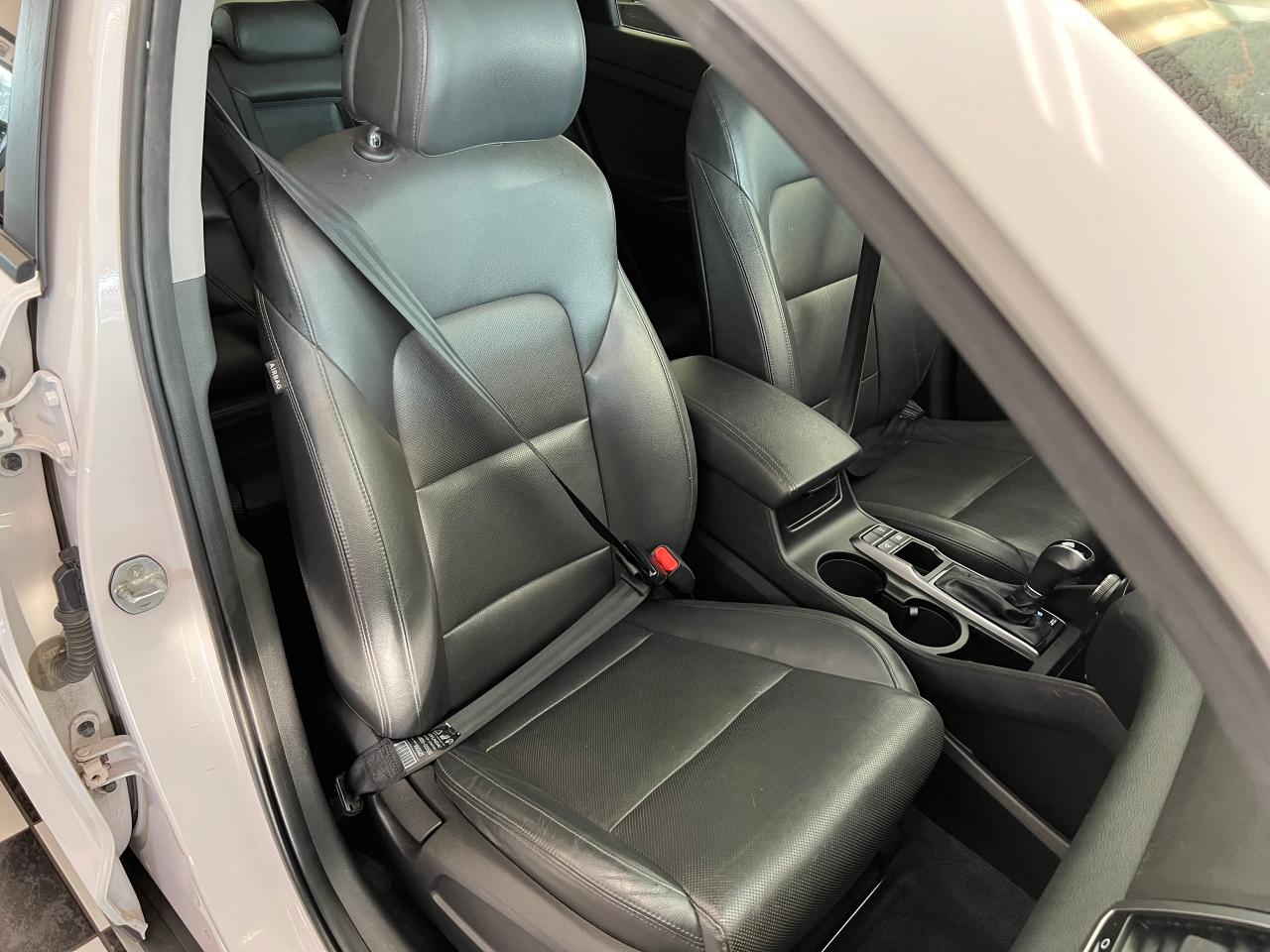 2017 Hyundai Tucson SE 1.6 Turbo AWD+Roof+Heated Leather+CLEAN CARFAX - Photo #22