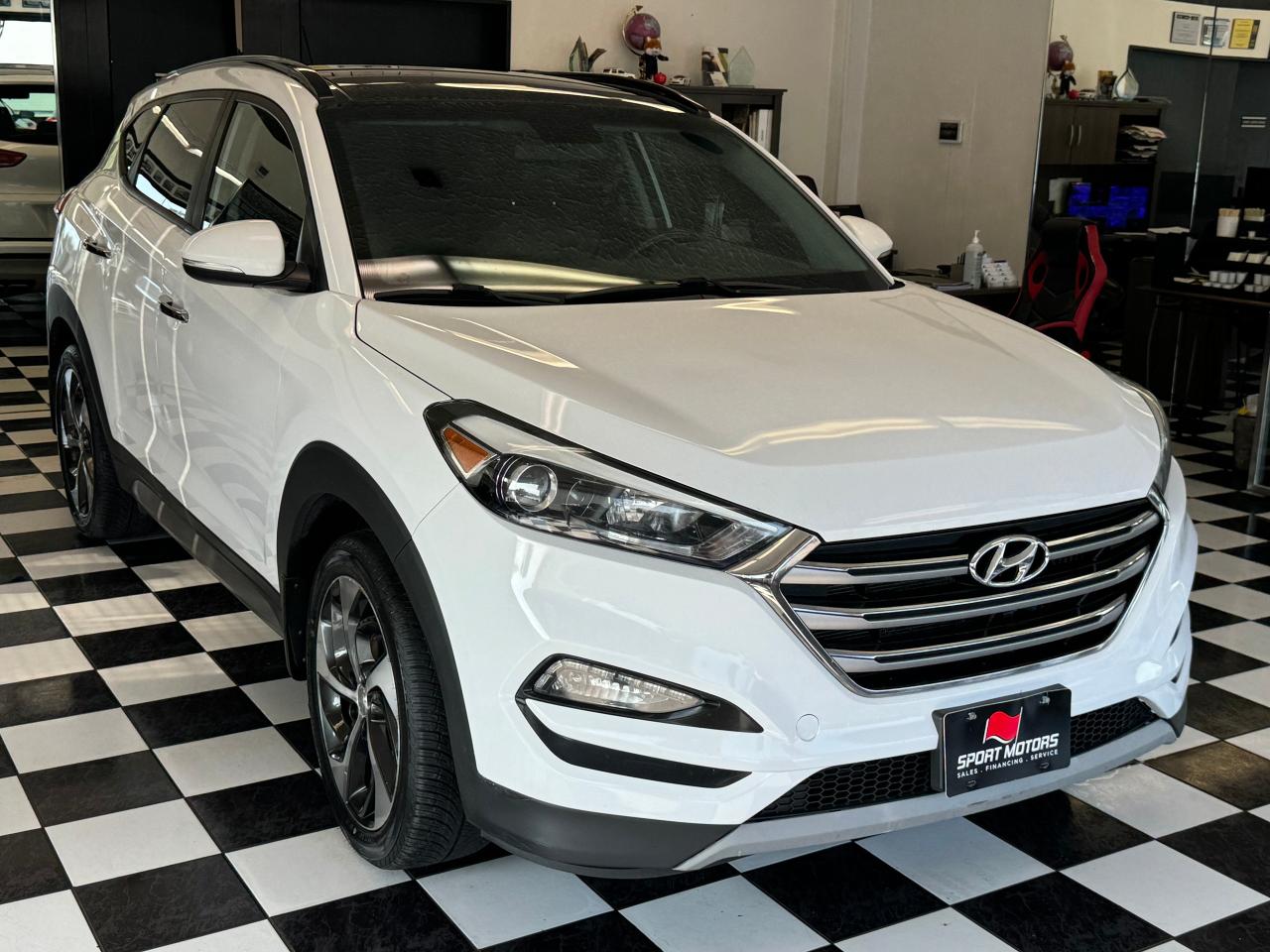 2017 Hyundai Tucson SE 1.6 Turbo AWD+Roof+Heated Leather+CLEAN CARFAX Photo10