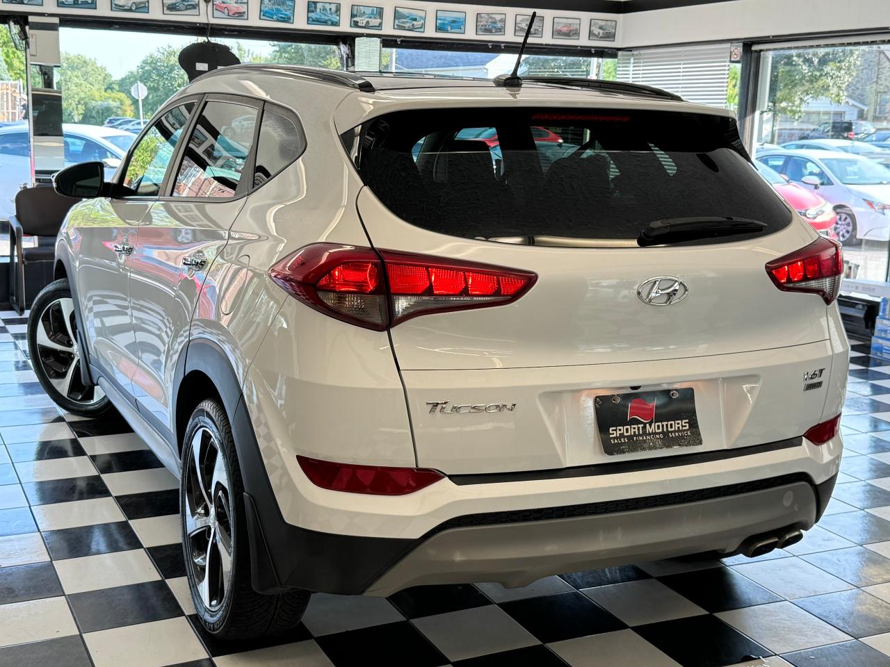 2017 Hyundai Tucson SE 1.6 Turbo AWD+Roof+Heated Leather+CLEAN CARFAX Photo73
