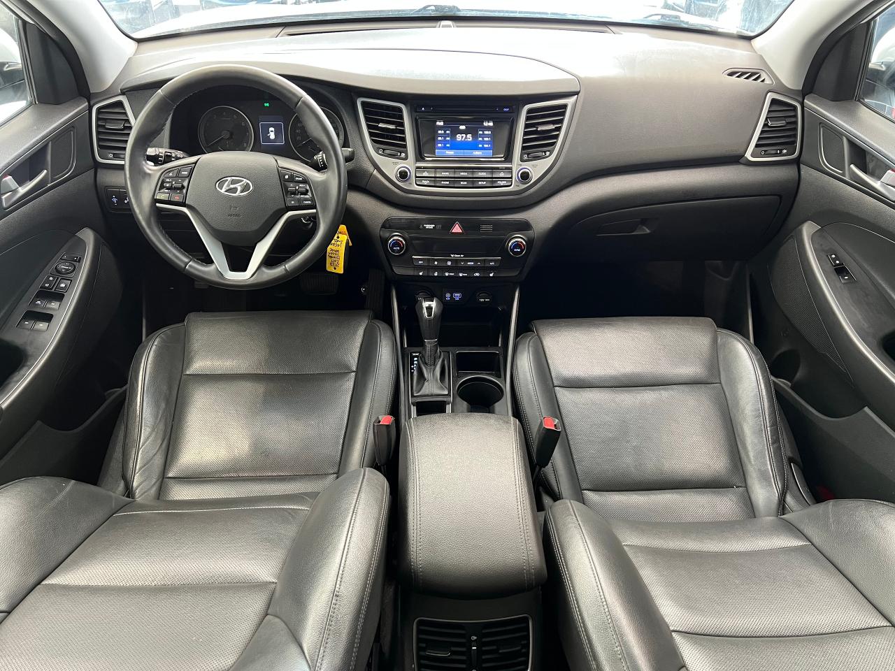 2017 Hyundai Tucson SE 1.6 Turbo AWD+Roof+Heated Leather+CLEAN CARFAX Photo60