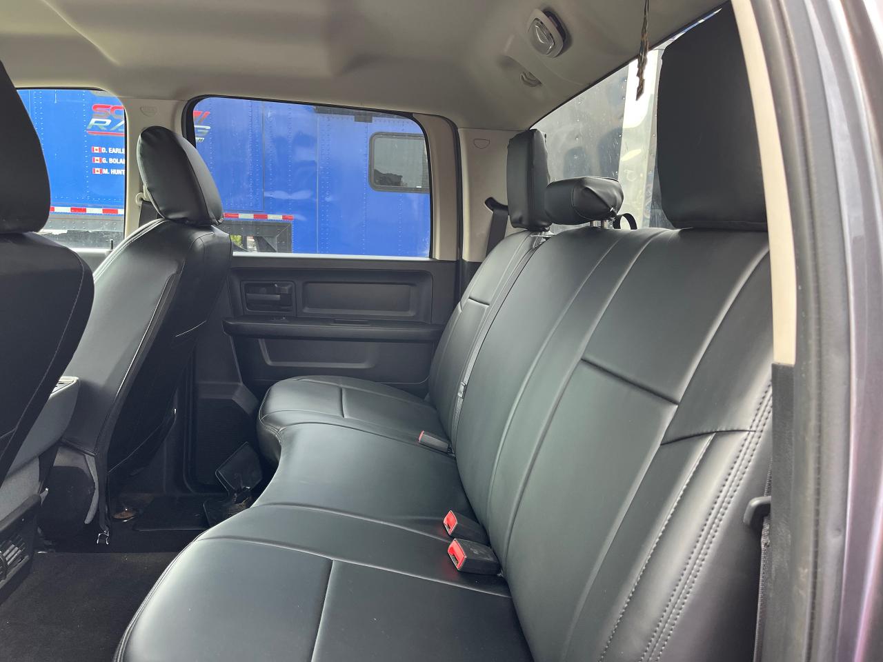 2015 RAM 1500 TRADESMAN/CREW/6.4' Box/No Accidents - Photo #14
