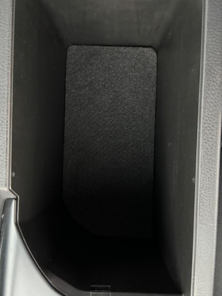 2019 Toyota Camry LE+Camera+Adaptive Cruise+ApplePlay+CLEAN CARFAX - Photo #44