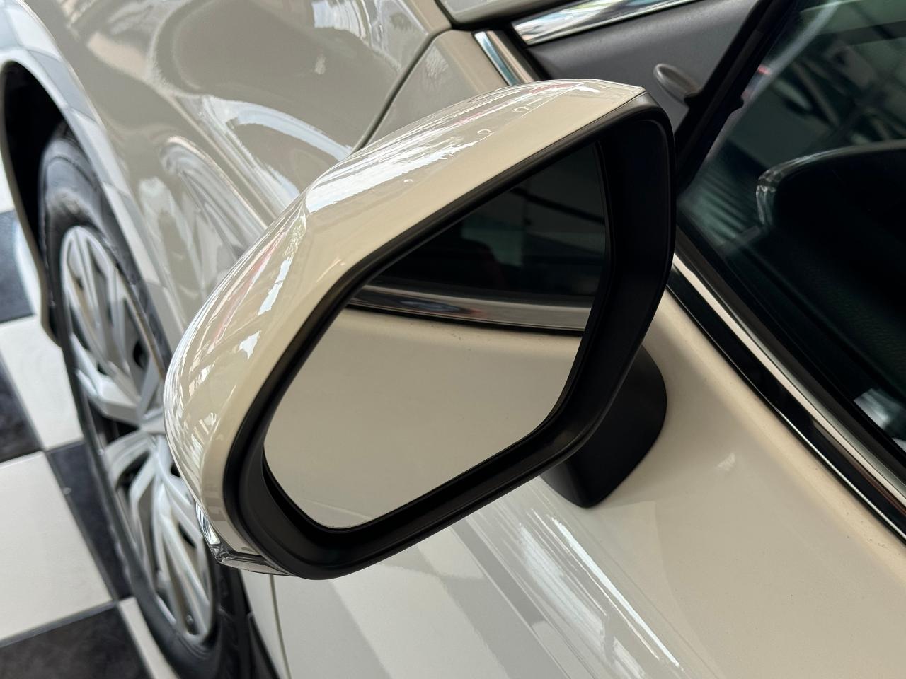 2019 Toyota Camry LE+Camera+Adaptive Cruise+ApplePlay+CLEAN CARFAX - Photo #58
