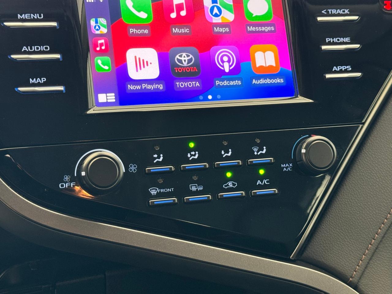 2019 Toyota Camry LE+Camera+Adaptive Cruise+ApplePlay+CLEAN CARFAX Photo36
