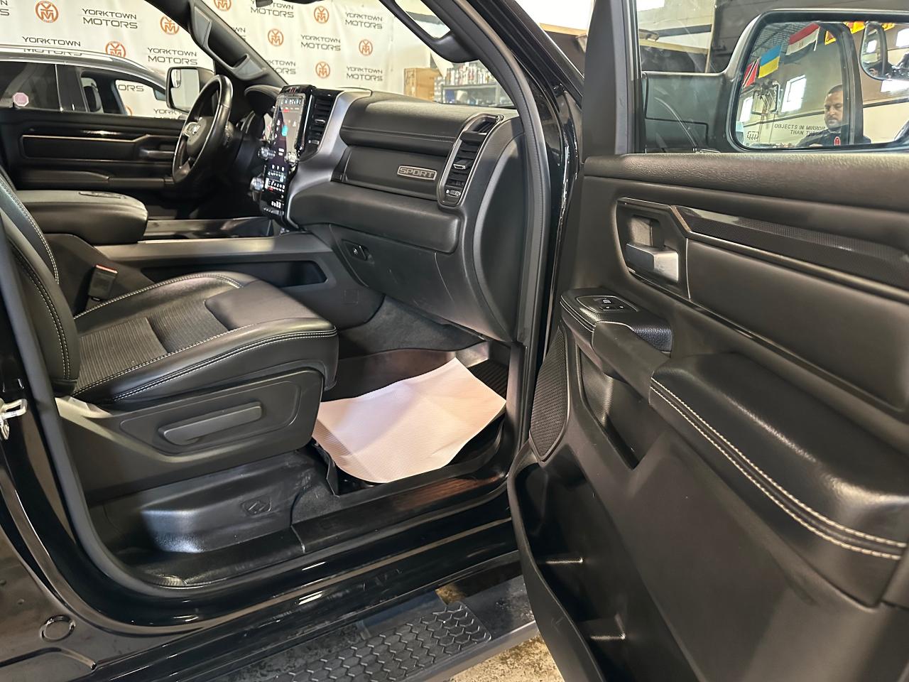 2022 RAM 1500 SPORT 4X4 CREW CAB 5'7" BOX - Photo #6
