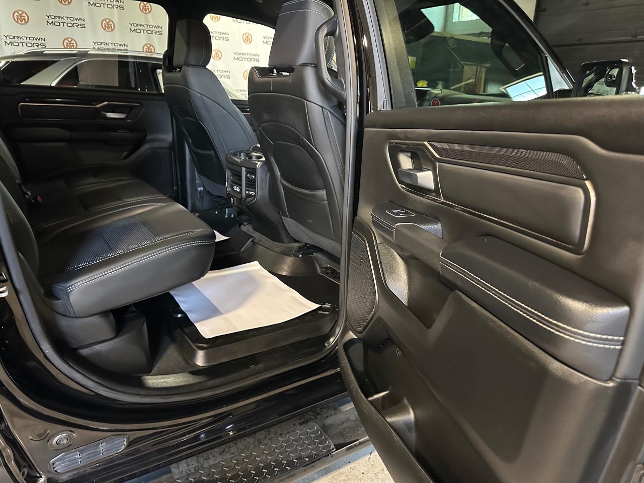 2022 RAM 1500 SPORT 4X4 CREW CAB 5'7" BOX - Photo #11