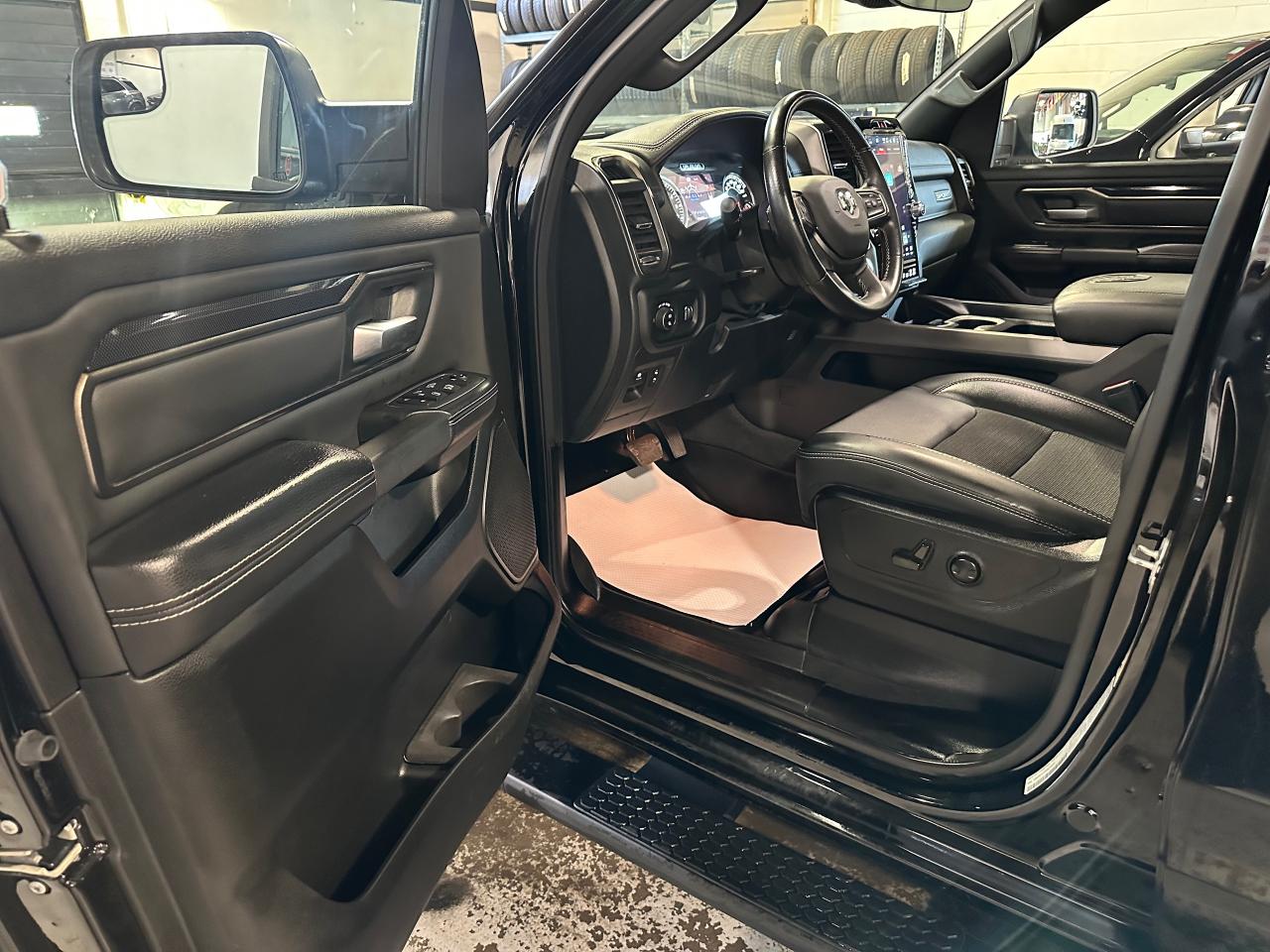 2022 RAM 1500 SPORT 4X4 CREW CAB 5'7" BOX - Photo #19