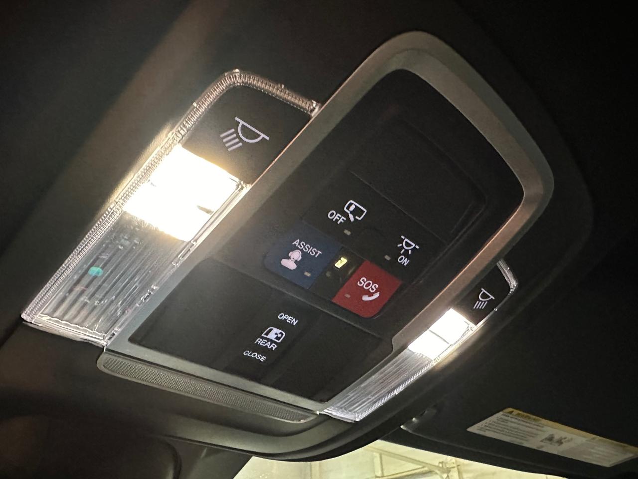 2022 RAM 1500 SPORT 4X4 CREW CAB 5'7" BOX - Photo #33