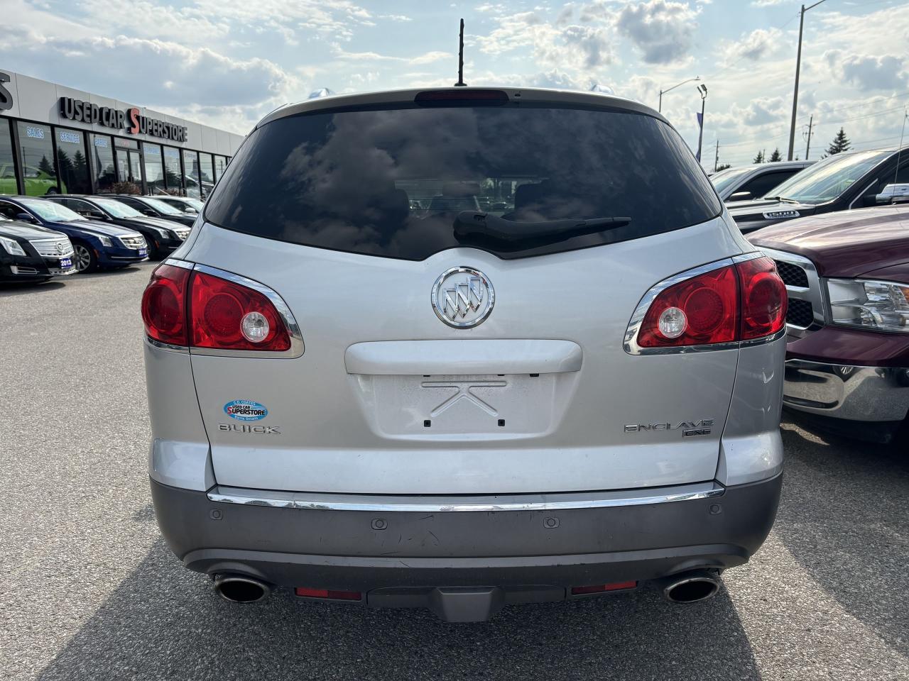 2011 Buick Enclave CXL AWD ~Leather ~Backup Camera ~Heated Seats Photo3