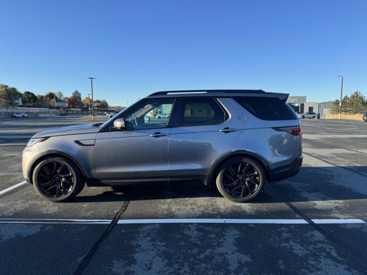 Used 2023 Land Rover Discovery S for sale in Halifax, NS