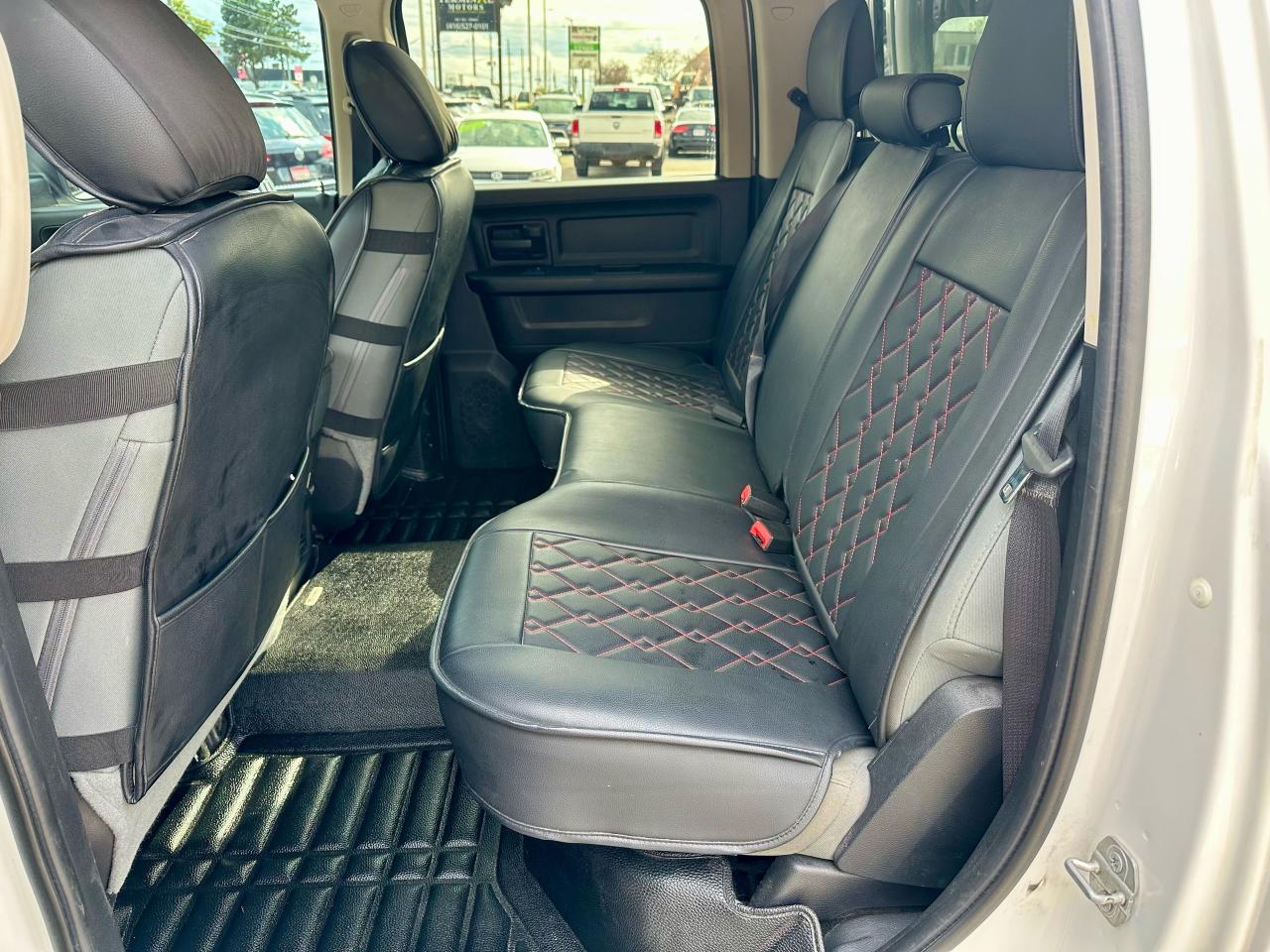 2016 RAM 1500 CERTIFIED.NO ACCIDENT - Photo #10