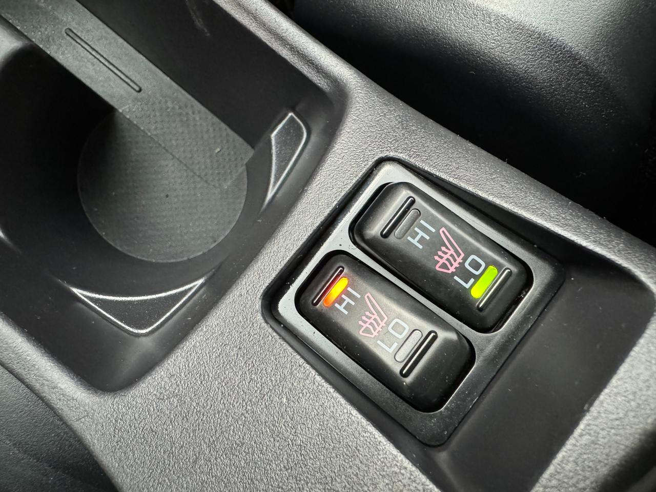 2017 Mitsubishi Lancer ES+New Tires+Brakes+Camera+Bluetooth+Heated Seats - Photo #31