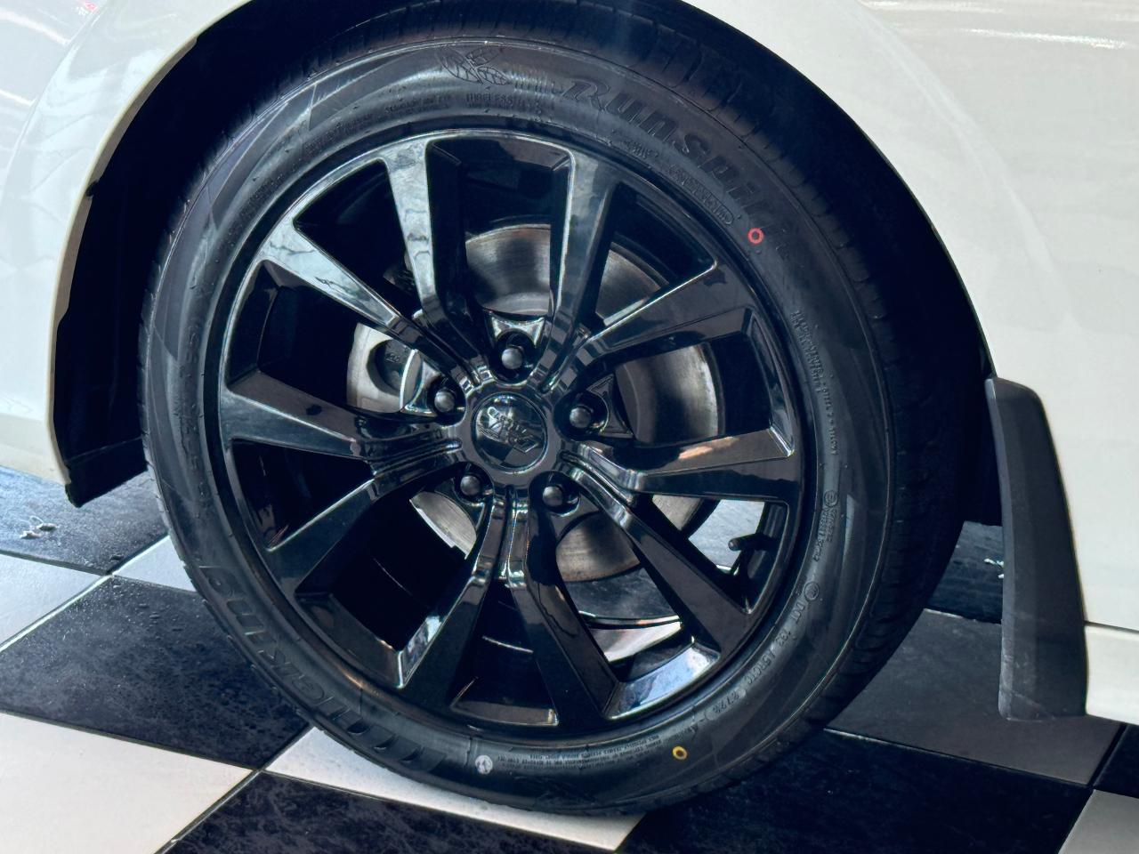 2022 Honda Civic LX+Adaptive Cruise+New Tires+Alloys+CLEAN CARFAX - Photo #52