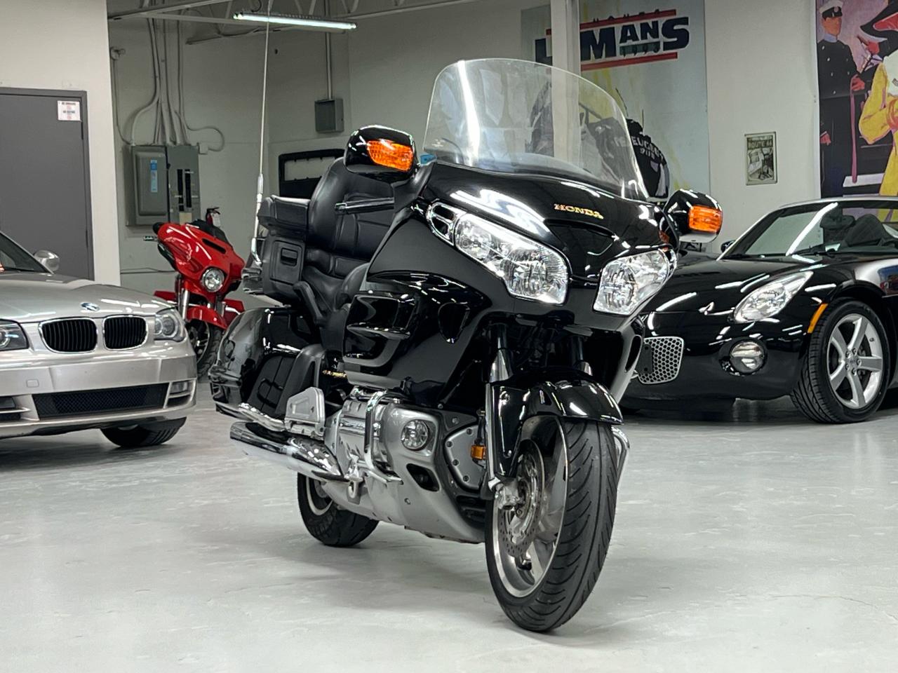 Used 2003 Honda Gold Wing GL1800 w/ABS for sale in Paris, ON