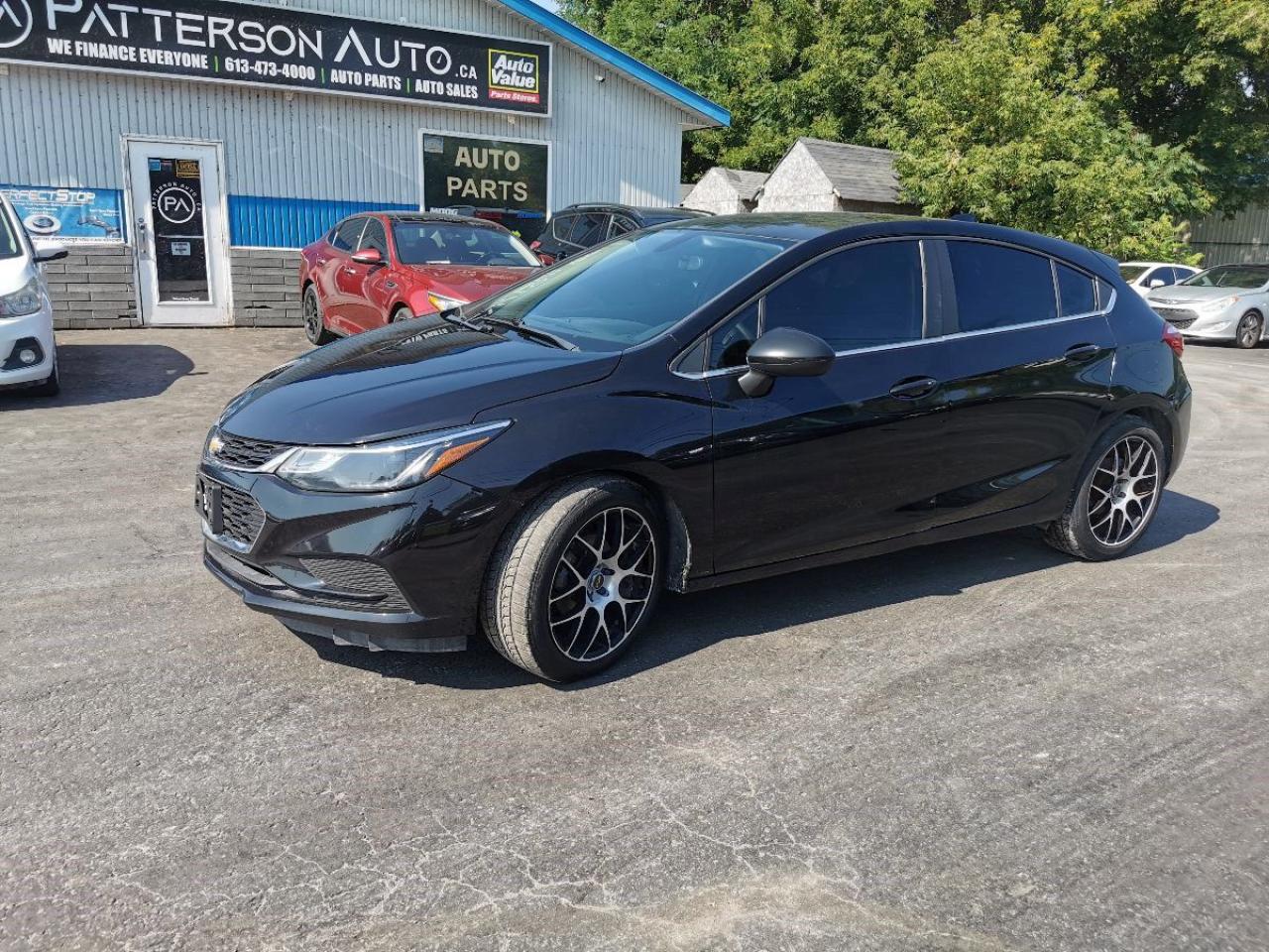 2018 Chevrolet Cruze LT - Photo #1