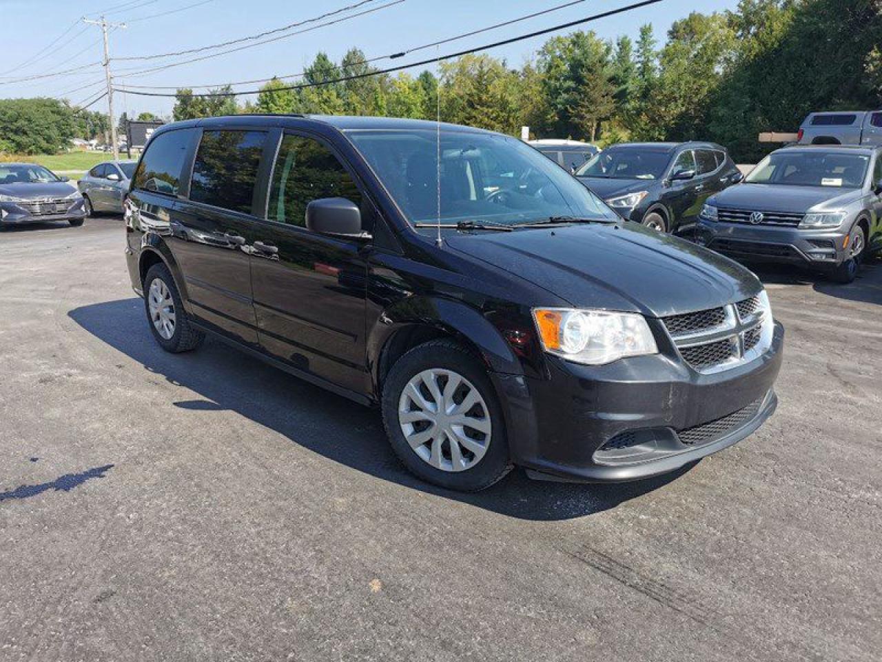 2016 Dodge Grand Caravan SE - Photo #3