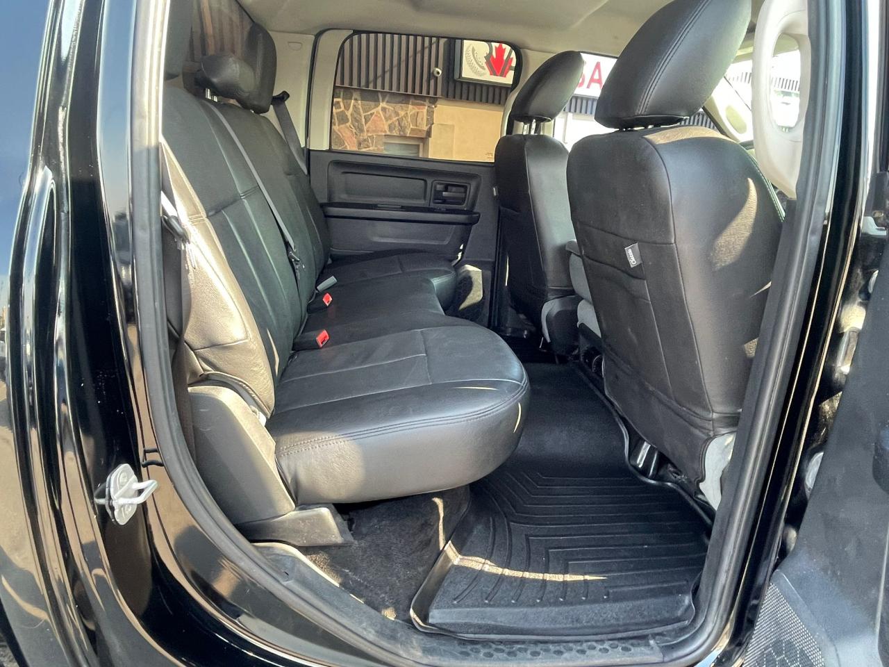 2014 RAM 1500 4WD Crew Cab LEATHER CAMERA TOW BRAKES B-TOOTH - Photo #15