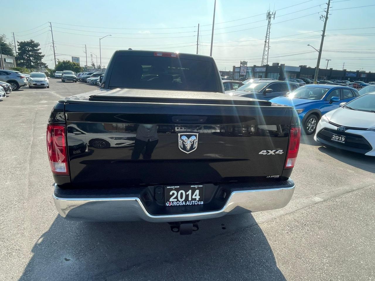 2014 RAM 1500 4WD Crew Cab LEATHER CAMERA TOW BRAKES B-TOOTH Photo4