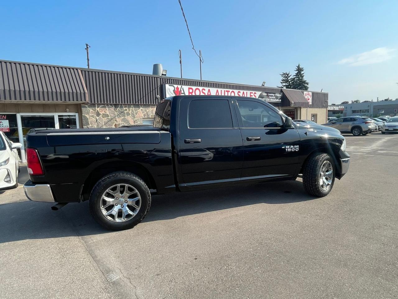 2014 RAM 1500 4WD Crew Cab LEATHER CAMERA TOW BRAKES B-TOOTH - Photo #9
