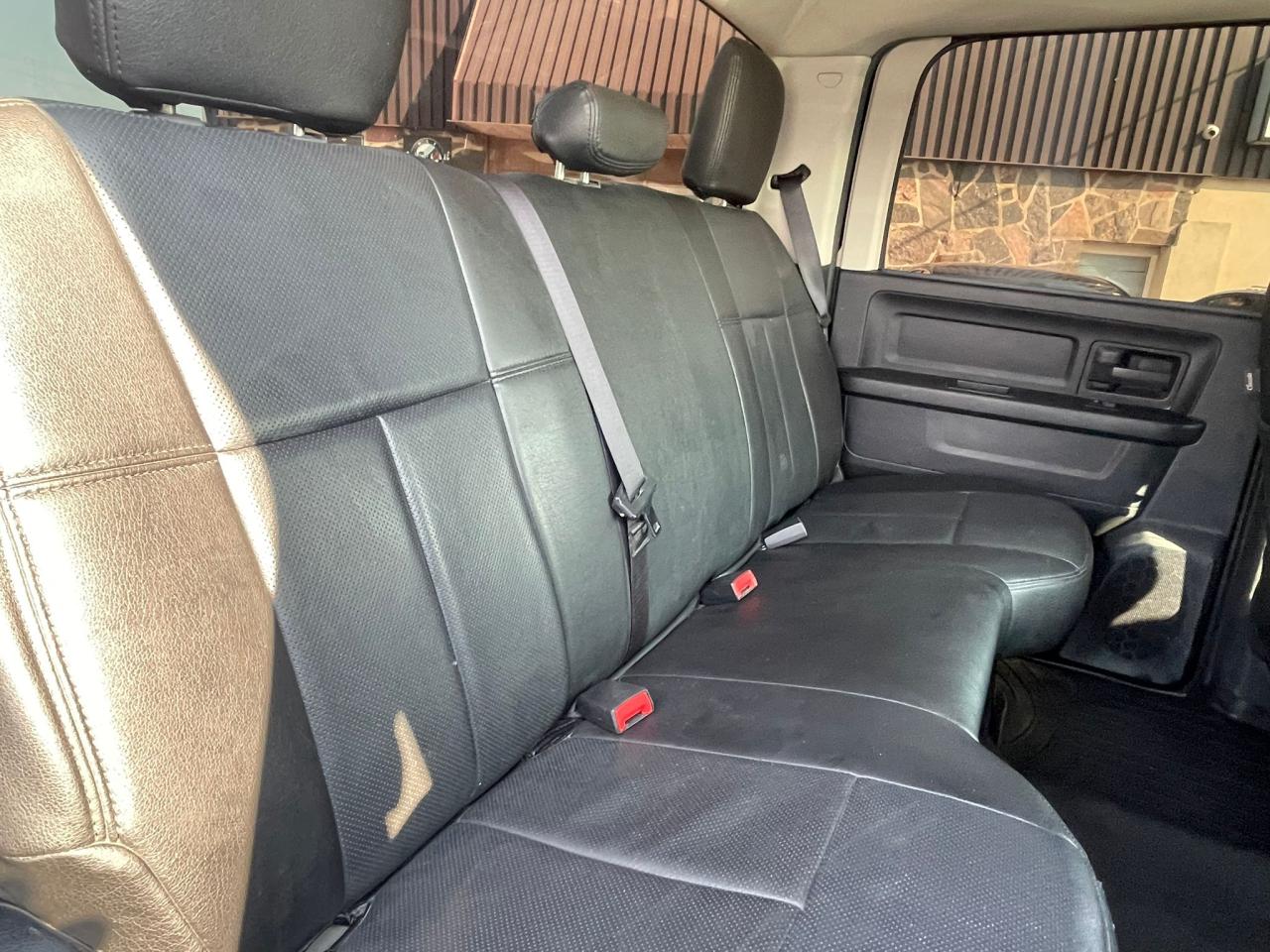 2014 RAM 1500 4WD Crew Cab LEATHER CAMERA TOW BRAKES B-TOOTH - Photo #13