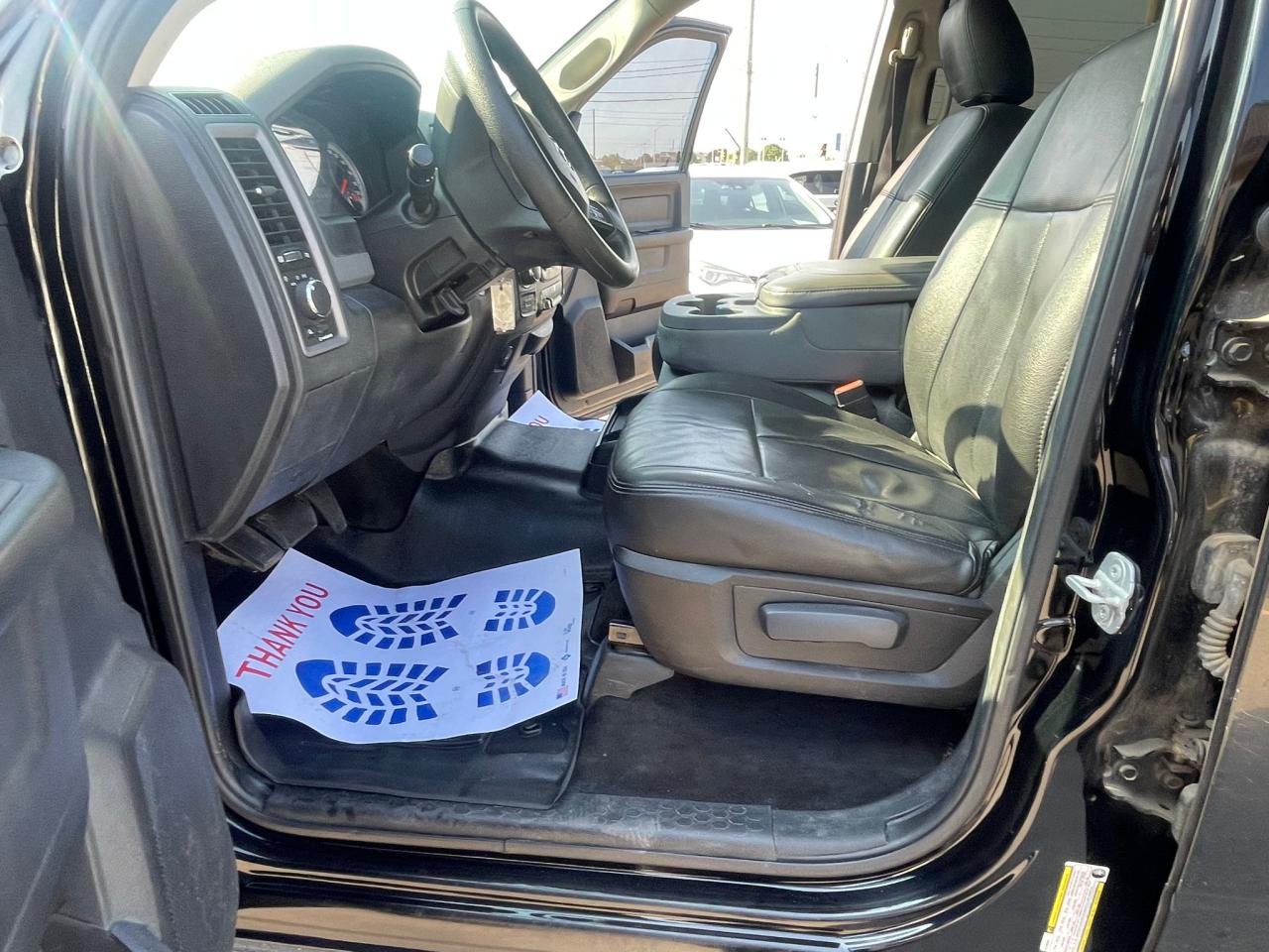 2014 RAM 1500 4WD Crew Cab LEATHER CAMERA TOW BRAKES B-TOOTH - Photo #17
