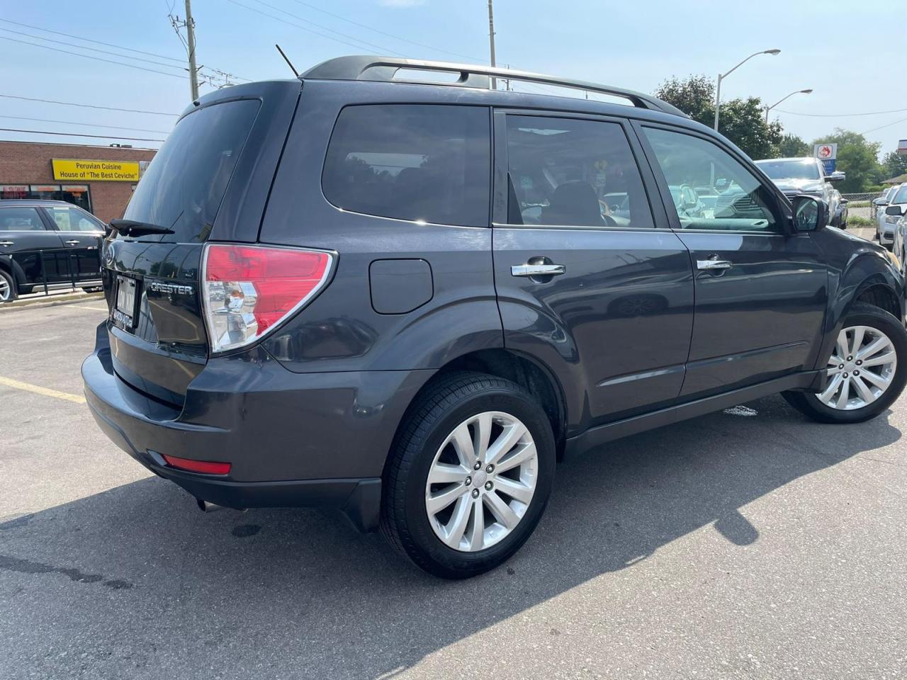 2011 Subaru Forester Auto AWD 2.5 SUNROOF H-SEATS NO ACCIDENT B-TOOTH - Photo #9