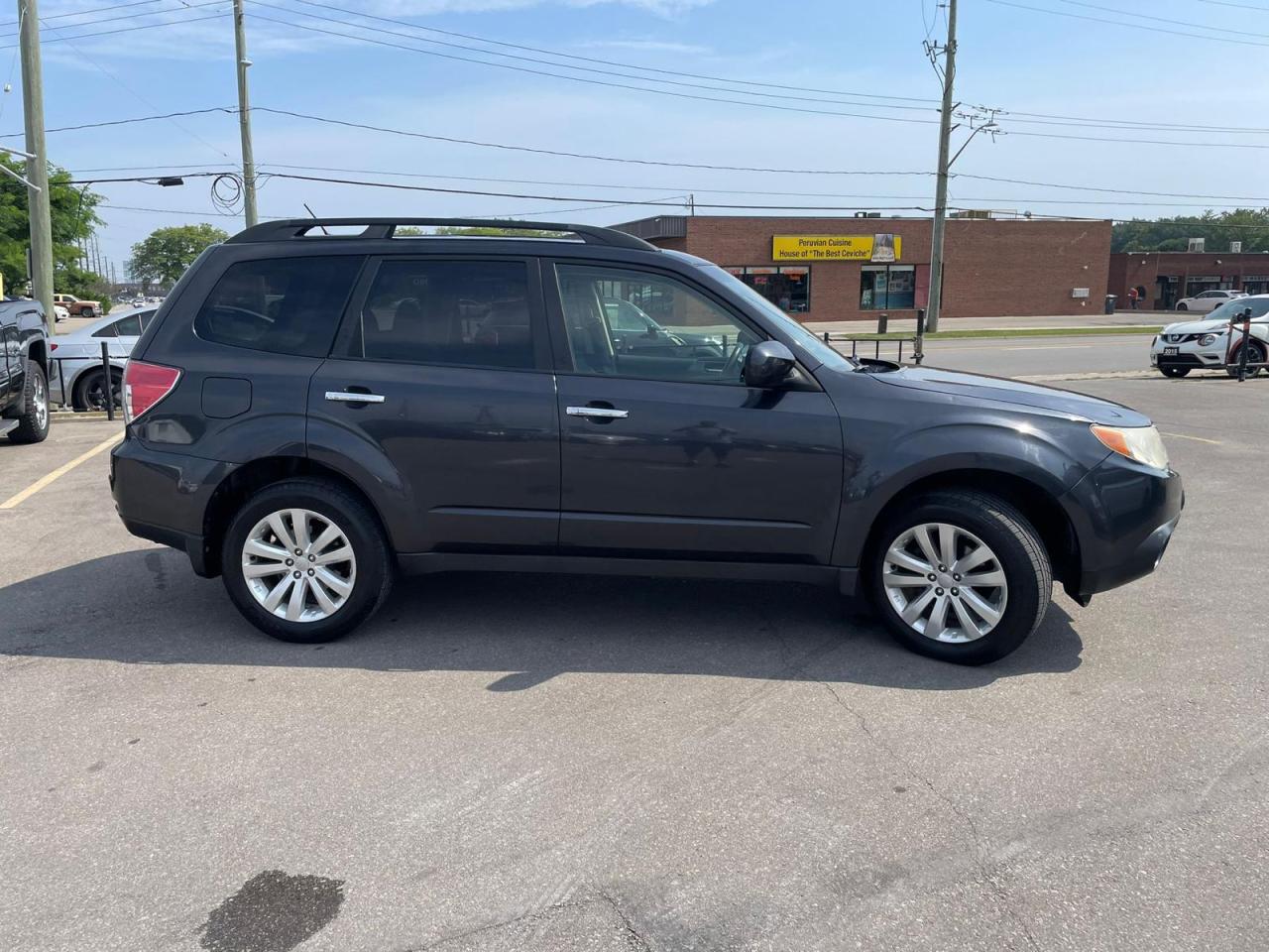 2011 Subaru Forester Auto AWD 2.5 SUNROOF H-SEATS NO ACCIDENT B-TOOTH - Photo #11