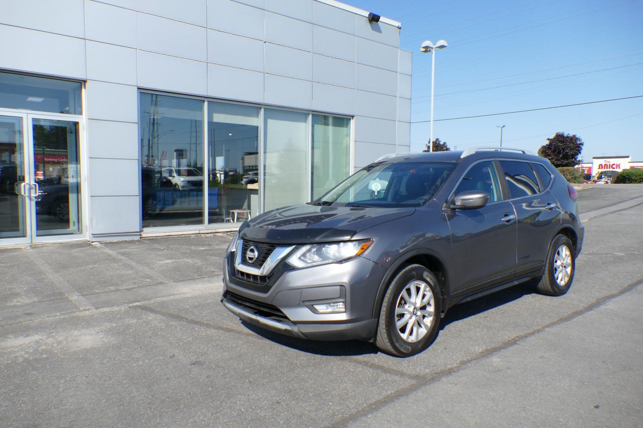 Used 2017 Nissan Rogue Sv FWD for sale in Kingston, ON