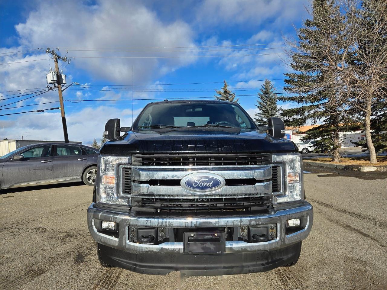 2018 Ford F-350 XLT Crew Cab 8' Box | ALL CREDIT ACCEPTED!! - Photo #2