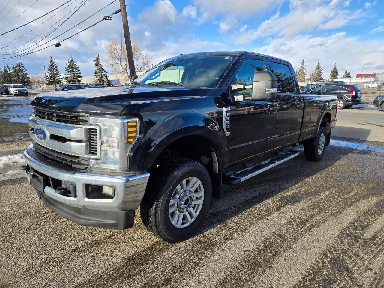 2018 Ford F-350 XLT Crew Cab 8' Box | ALL CREDIT ACCEPTED!! - Photo #3