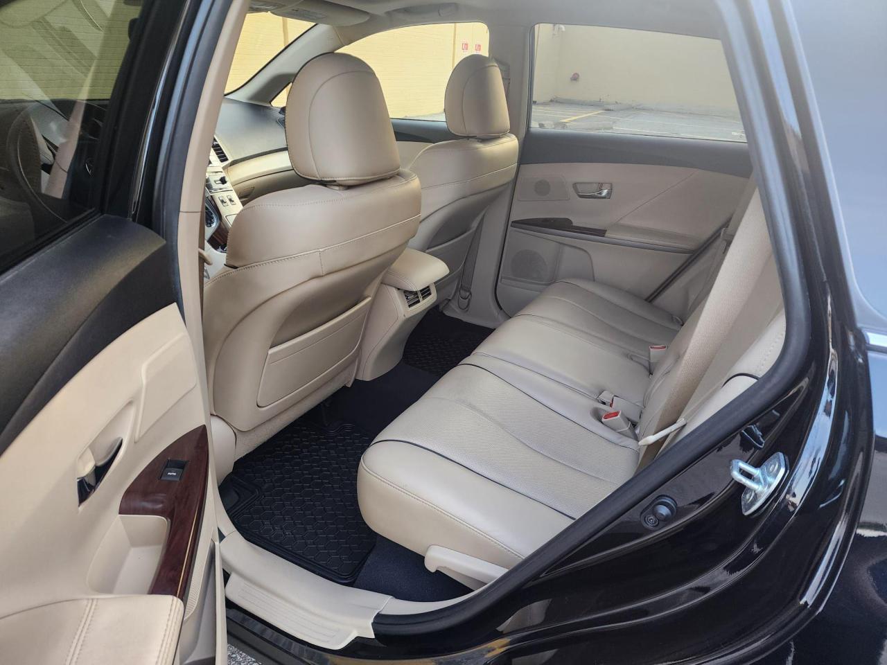 2016 Toyota Venza 4DR WGN V6 AWD - Photo #10