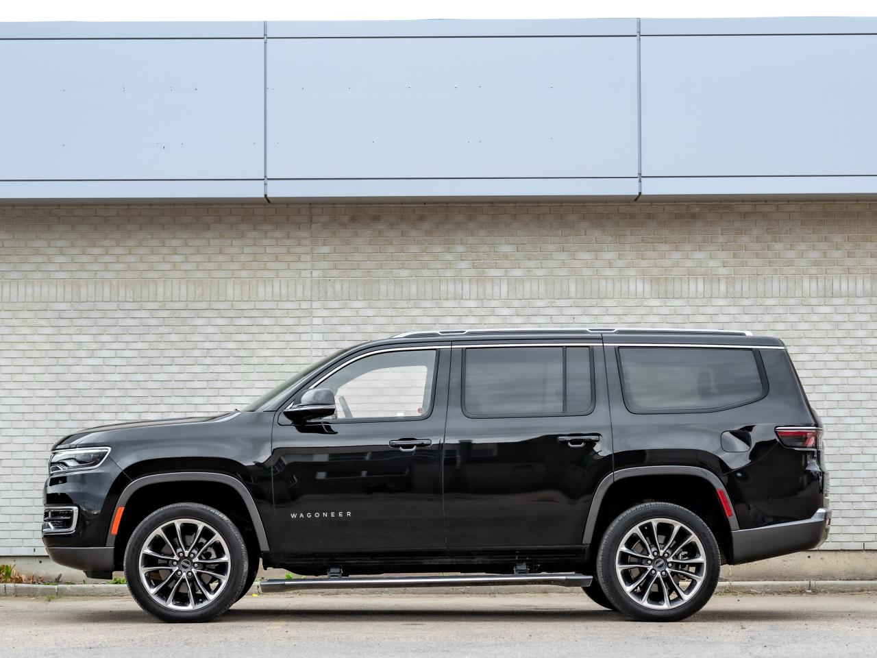 2022 Jeep Wagoneer  - Photo #4