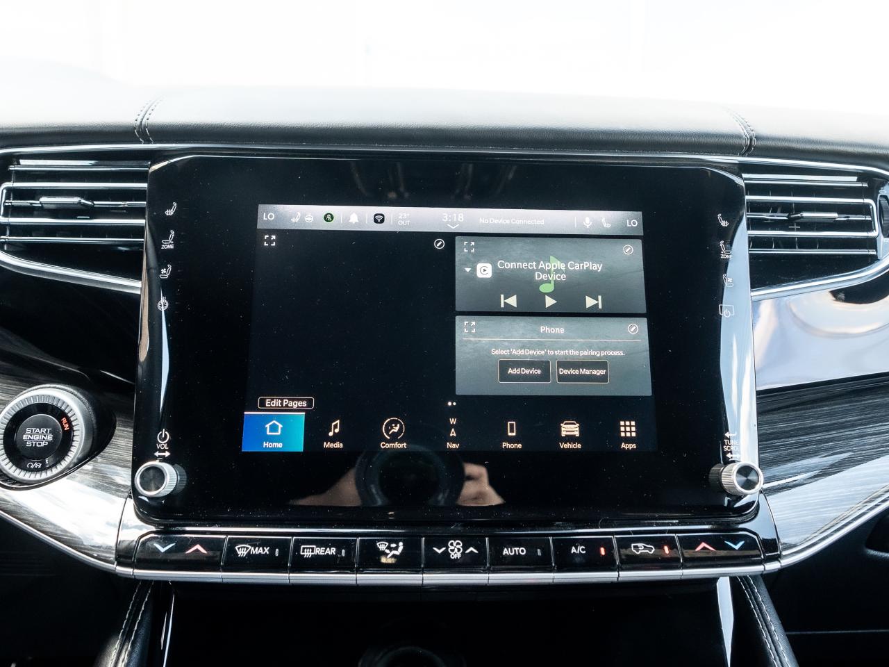 2022 Jeep Wagoneer  - Photo #10